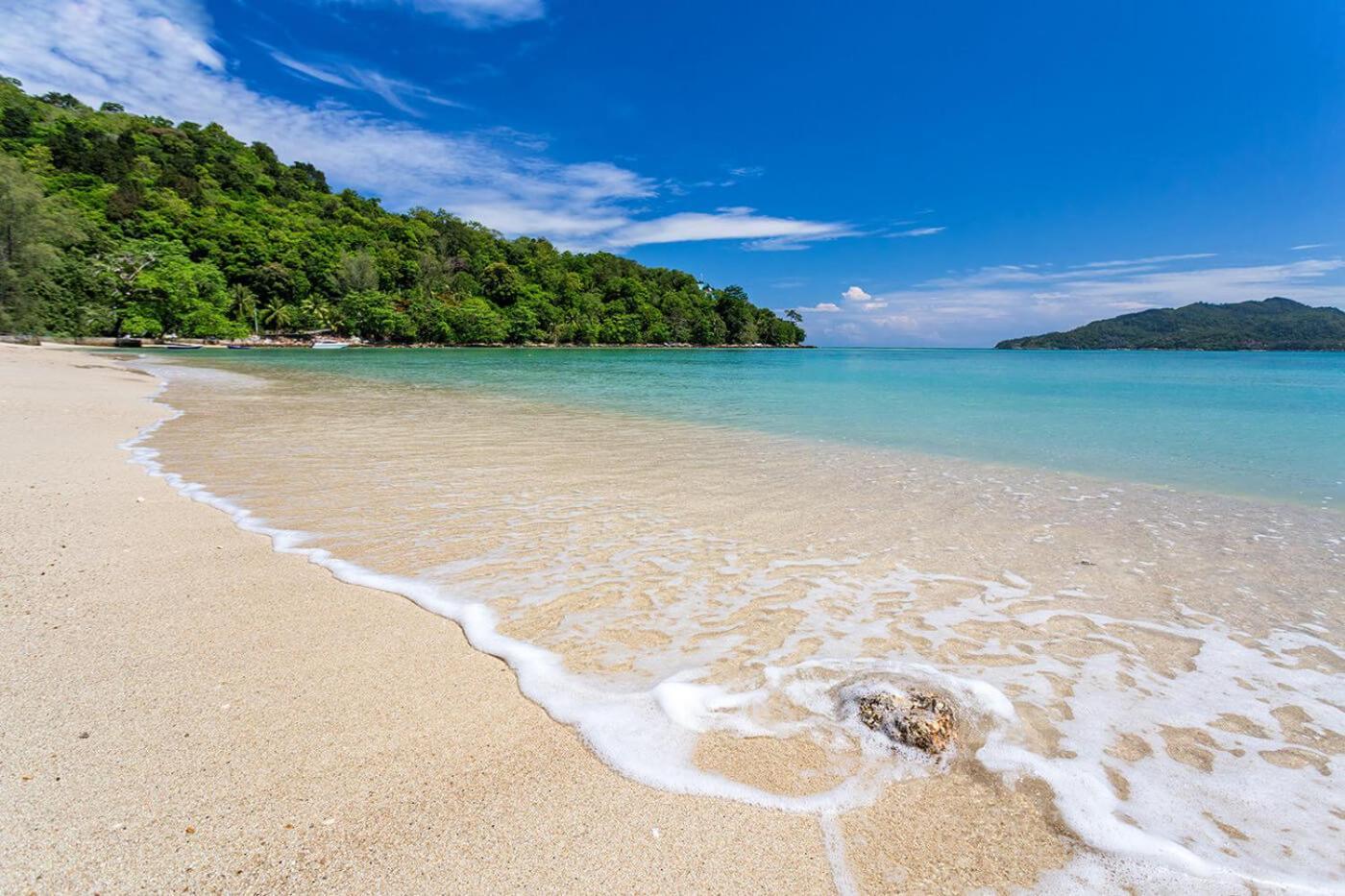 อพาร์ทเม้น Private At Twin Sands By Lofty Patong